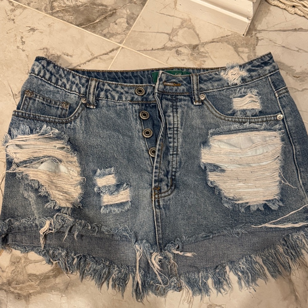 Signature eight Distressed Denim Mini Skirt
